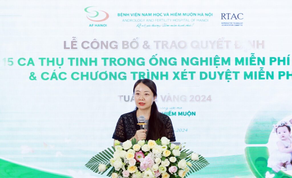 Ths.bs Lê Thị Thu Hiền, Giám đốc Chuyên Môn Bệnh Viện Phát Biểu Tại Buổi Lễ