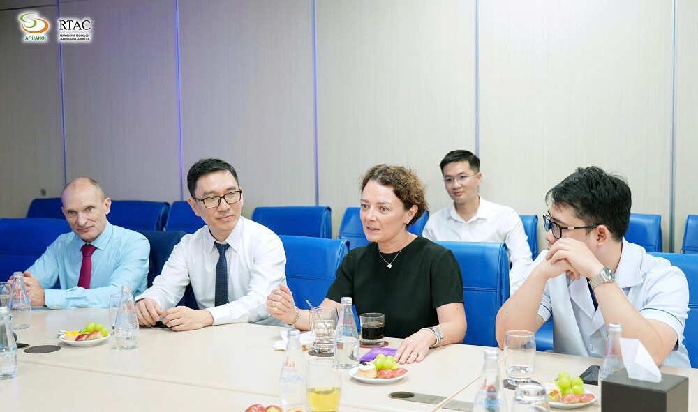 Af Hanoi Tiếp đoàn Công Tác Merck Healthcare (5)