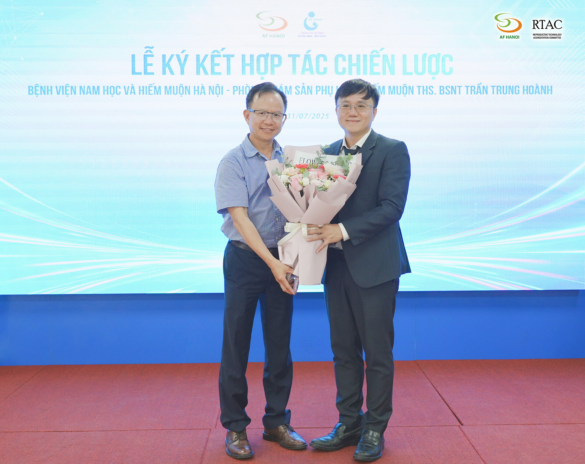 Chu Tich Le Trung Hieu Tang Hoa 1