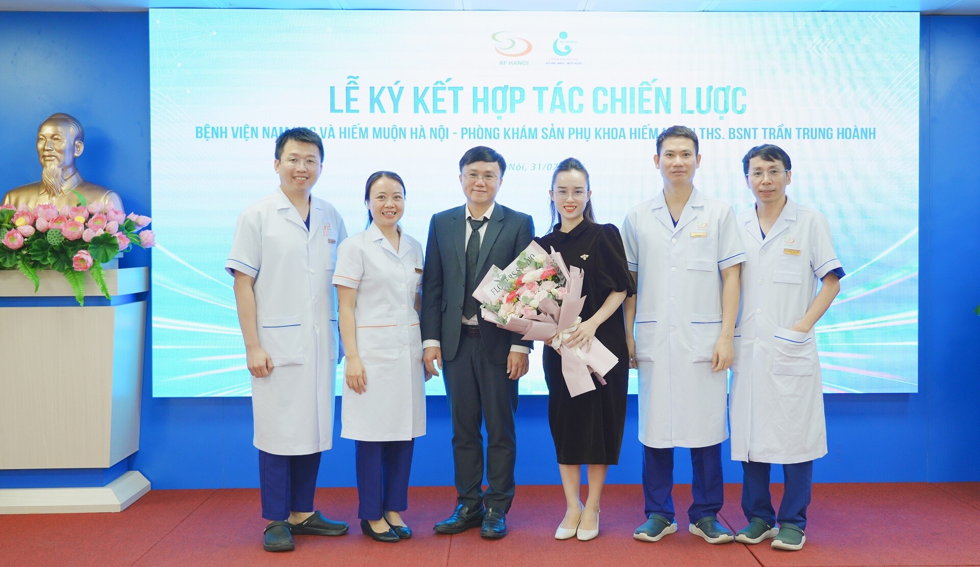 Ths Bsnt Trần Trung Hoành Và Trưởng Bộ Phận Chuyên Môn Bệnh Viện
