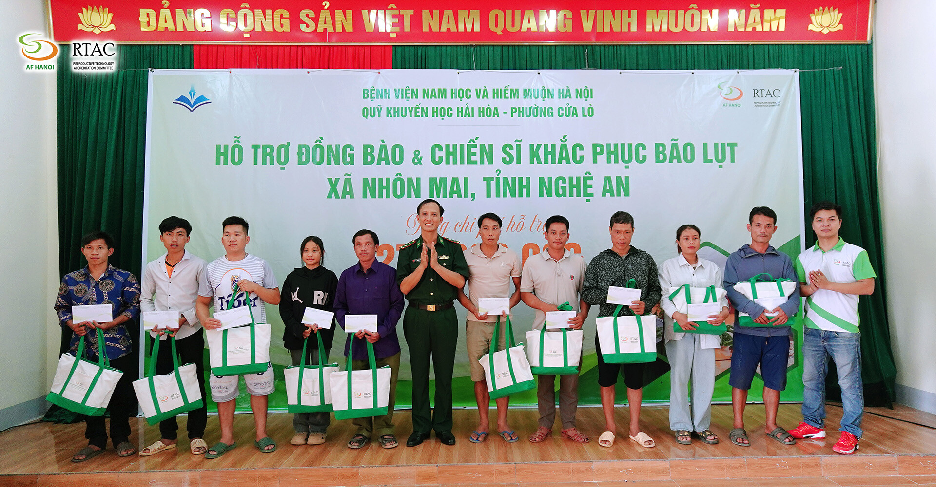 Af Hanoi Mang HƠi Ấm VỀ XÃ VÙng Cao NhÔn Mai, TỈnh NghỆ An (10)