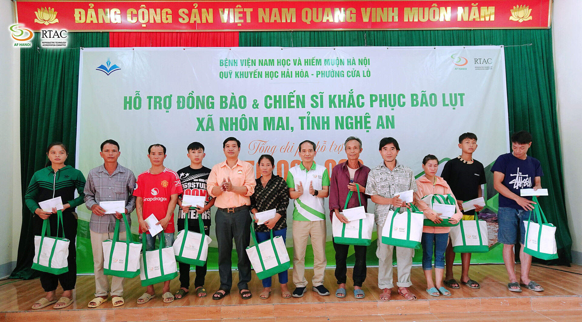 Af Hanoi Mang HƠi Ấm VỀ XÃ VÙng Cao NhÔn Mai, TỈnh NghỆ An (9)