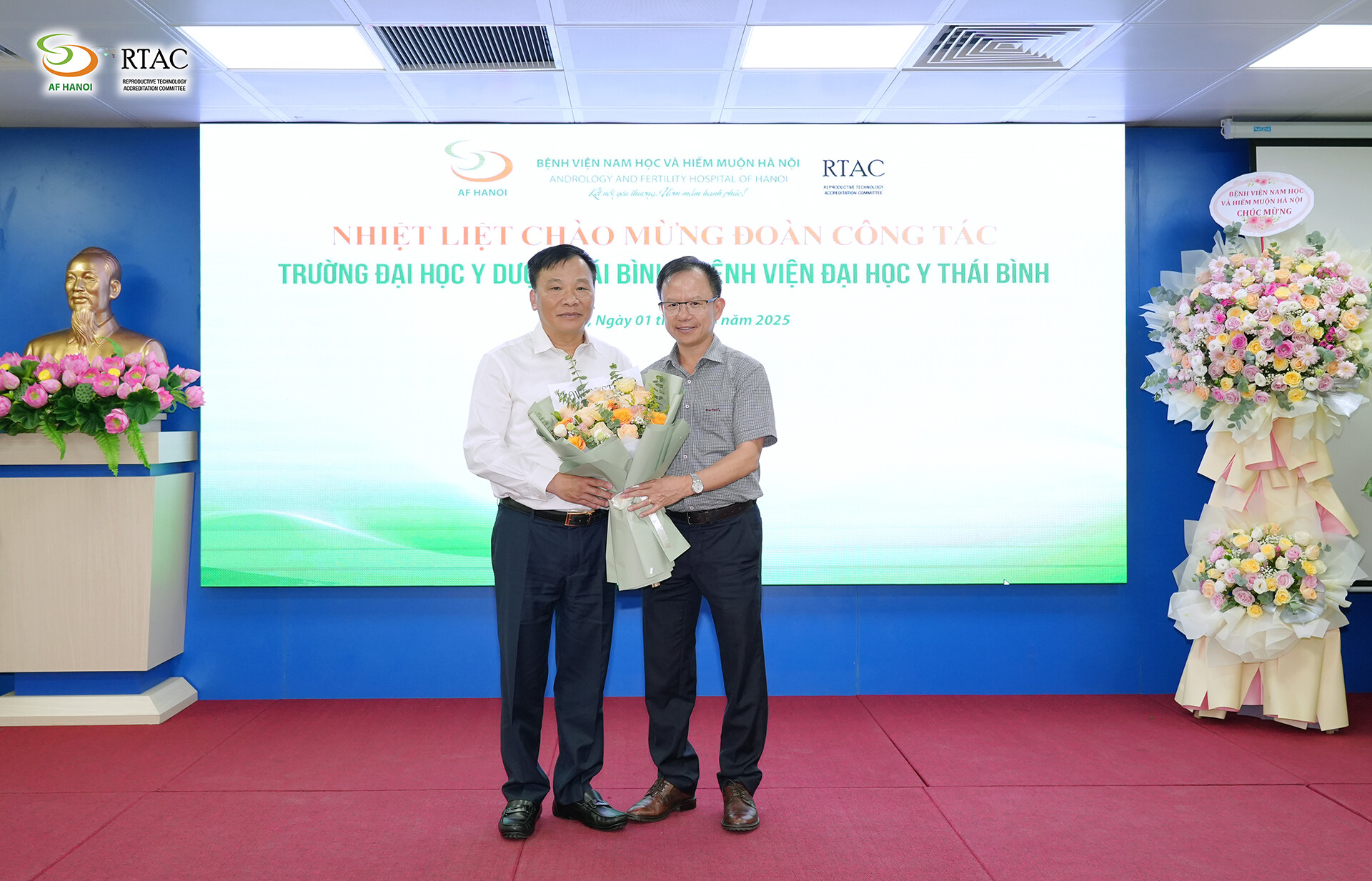 Ảnh Kí Kết Hợp Tác Đh Y Thái Bình (18)