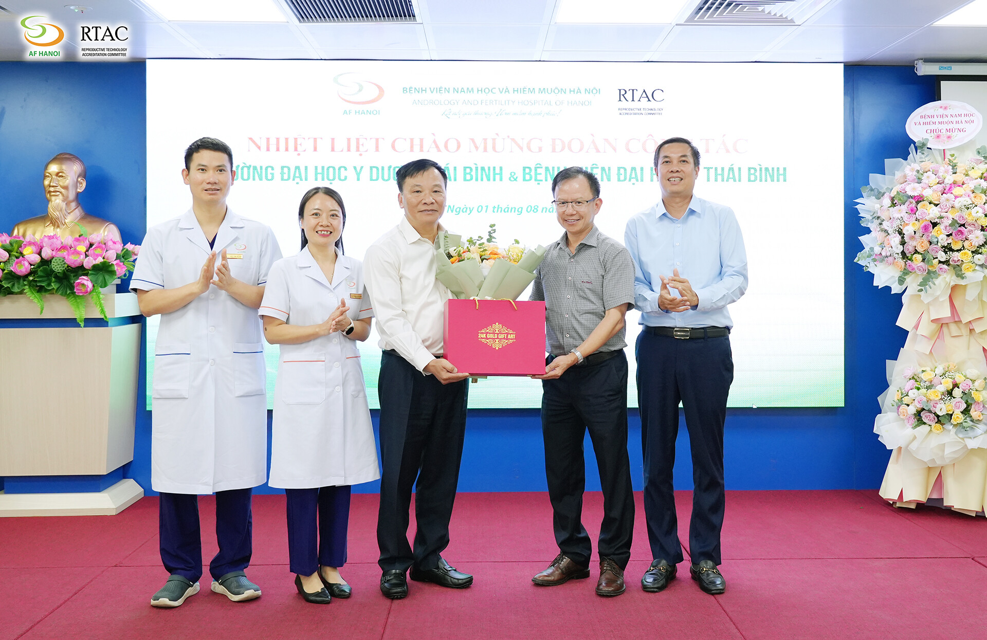 Ảnh Kí Kết Hợp Tác Đh Y Thái Bình (19)