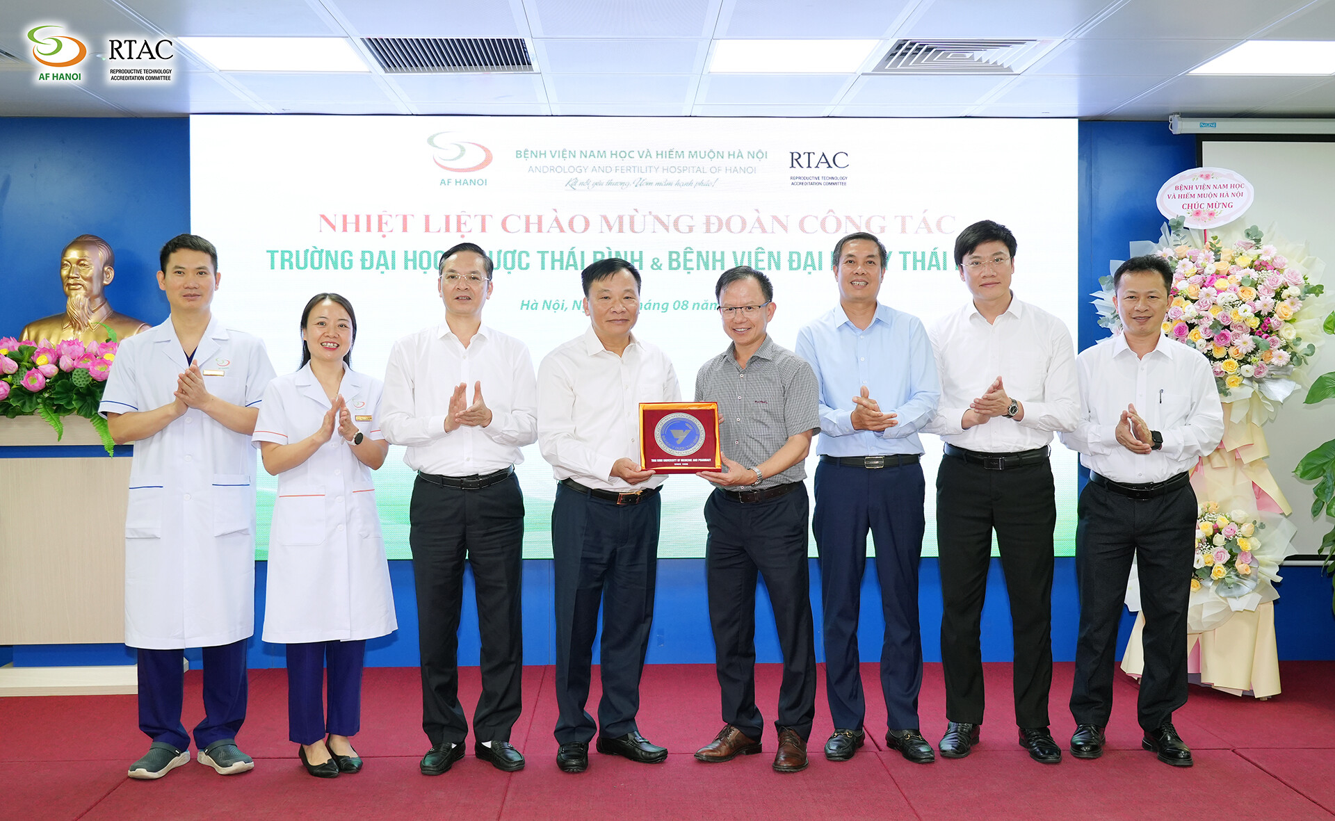 Ảnh Kí Kết Hợp Tác Đh Y Thái Bình (21)