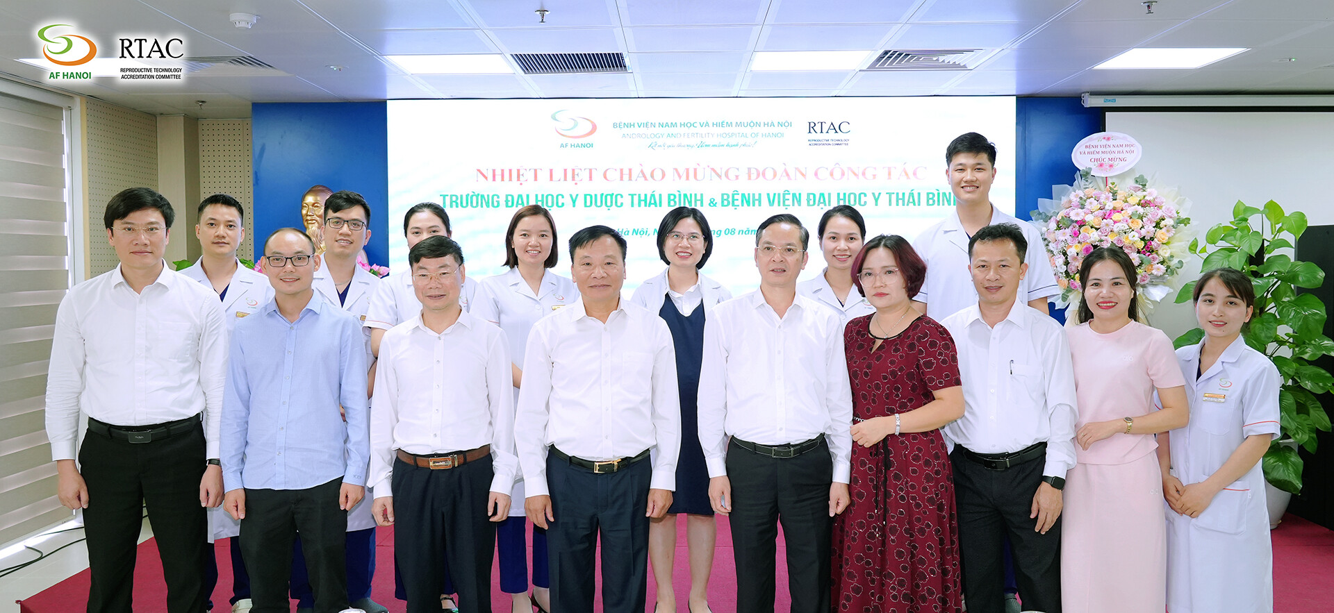 Ảnh Kí Kết Hợp Tác Đh Y Thái Bình (25)