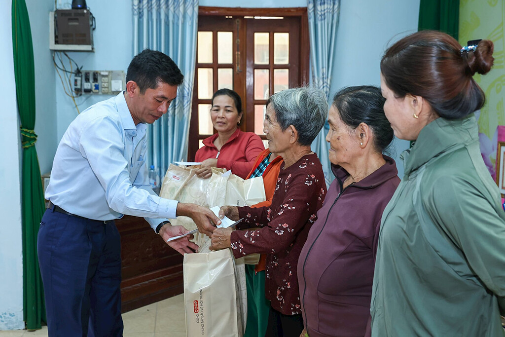 Ông Trần Đình Bình, Thành Viên Hội đồng Quản Trị Bệnh Viện đa Khoa Quốc Tế Nam Sài Gòn