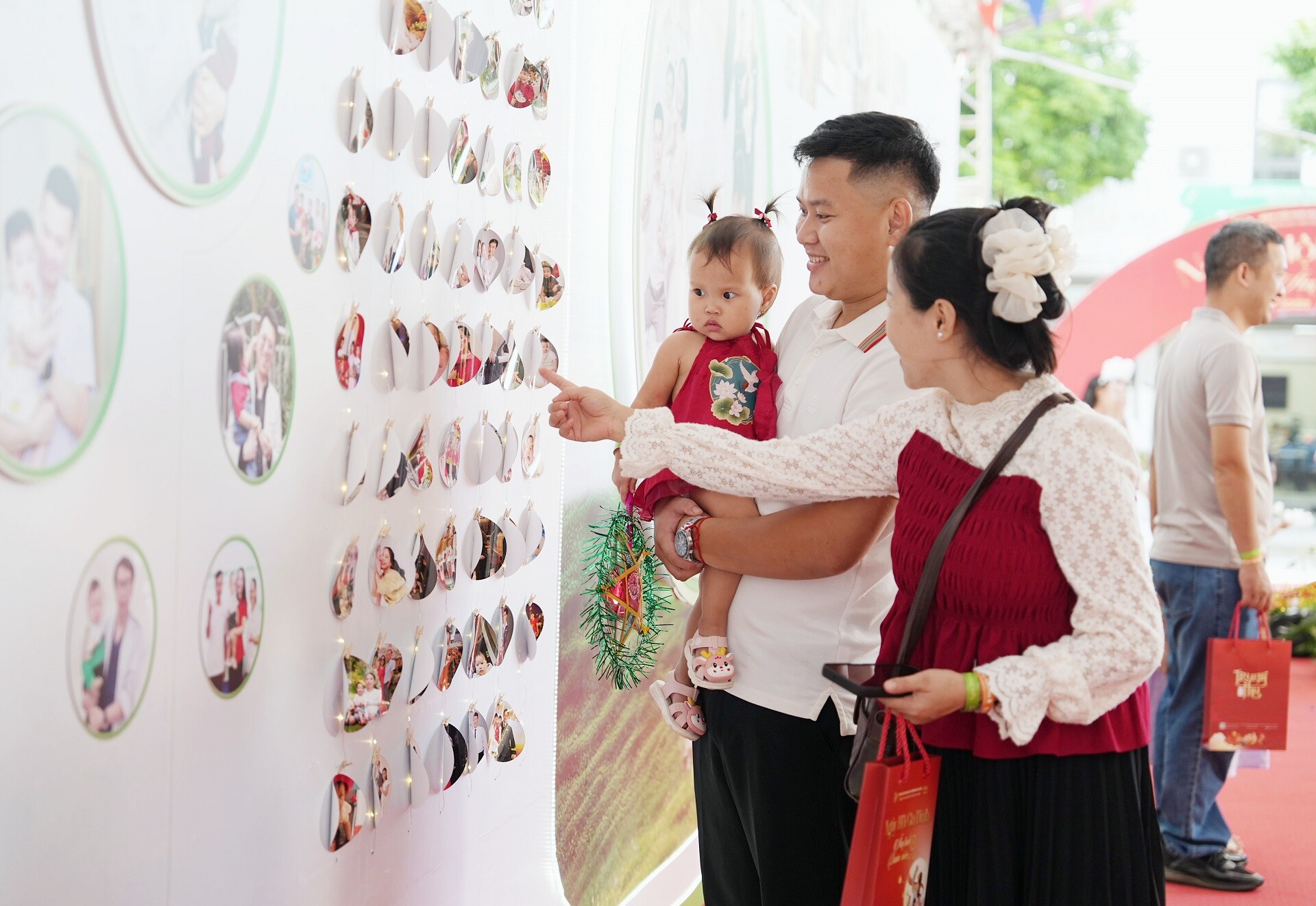 Ngay Hoi Gia Dinh Am Tinh Doan Vien 2025 (10)