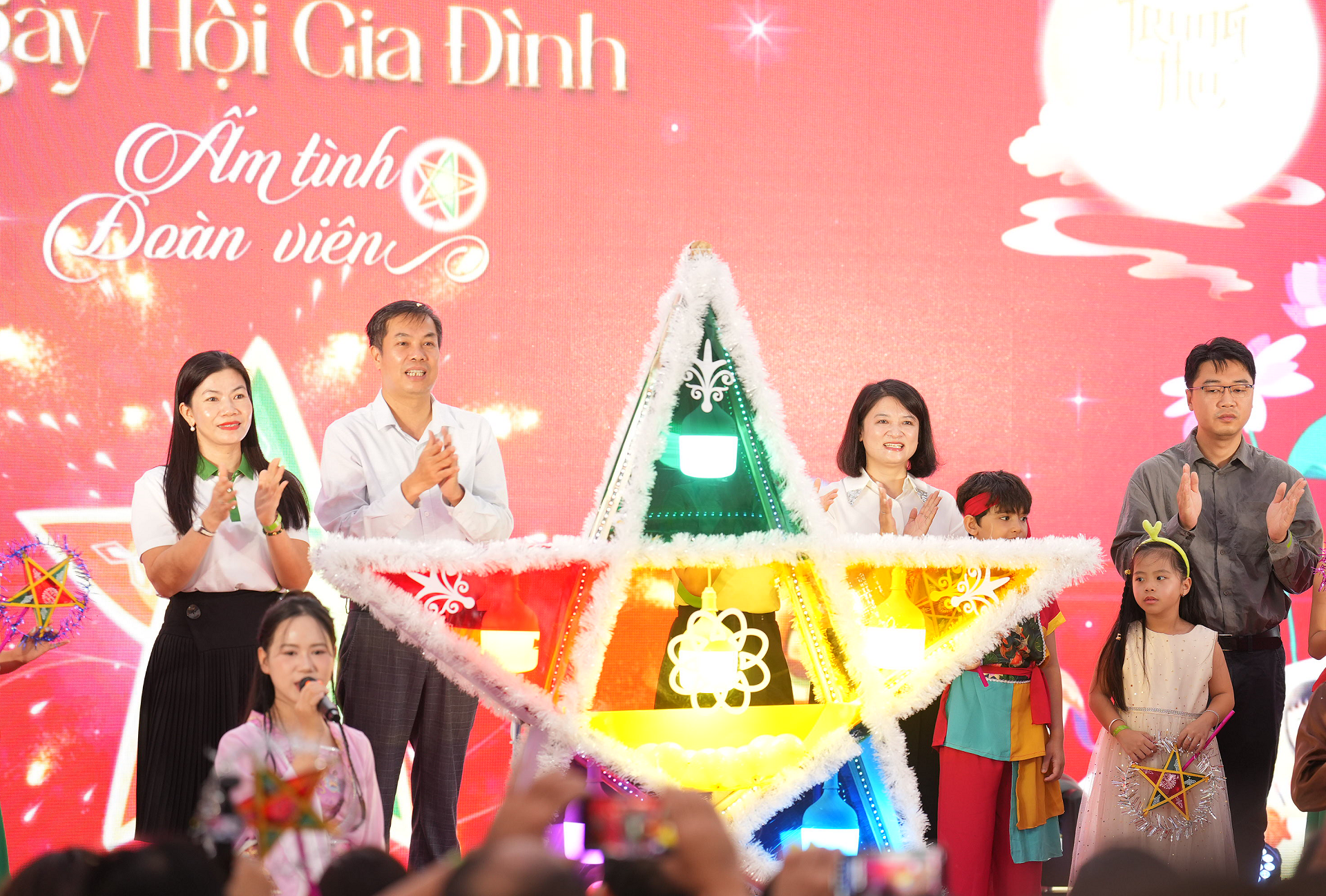 Ngay Hoi Gia Dinh Am Tinh Doan Vien 2025 (21)