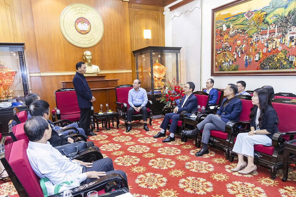 Hiệp Sĩ Đại Thánh Giá Lê Đức Thịnh Và đoàn Công Tác Bệnh Viện (2)