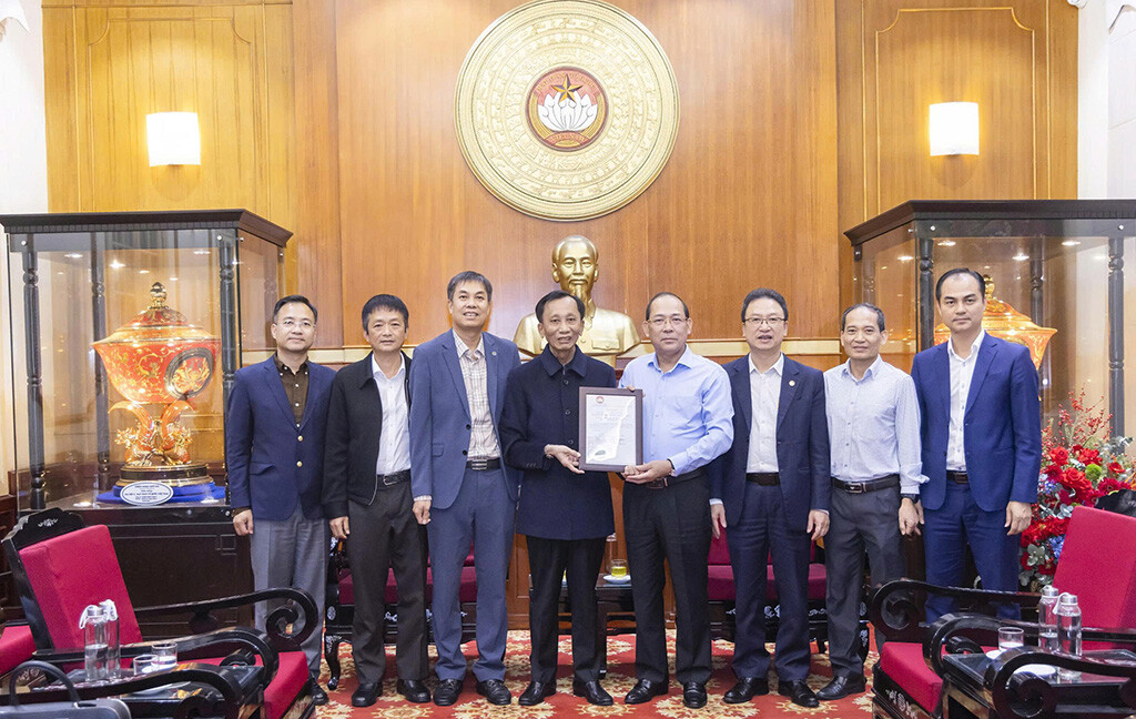 Hiệp Sĩ Đại Thánh Giá Lê Đức Thịnh Và đoàn Công Tác Bệnh Viện (3)