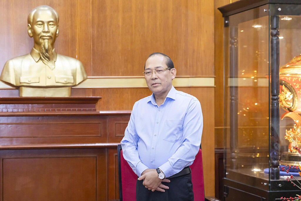 Hiệp Sĩ Đại Thánh Giá Lê Đức Thịnh Và đoàn Công Tác Bệnh Viện (4)