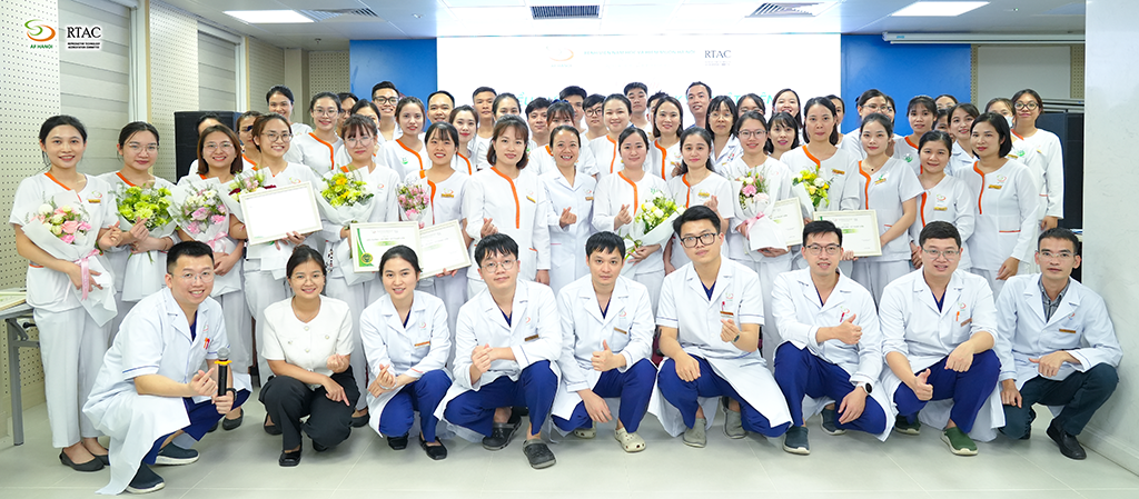 Hội Thi Điều Dưỡng Hộ Sinh Kỹ Thuật Viên 2025 (9)