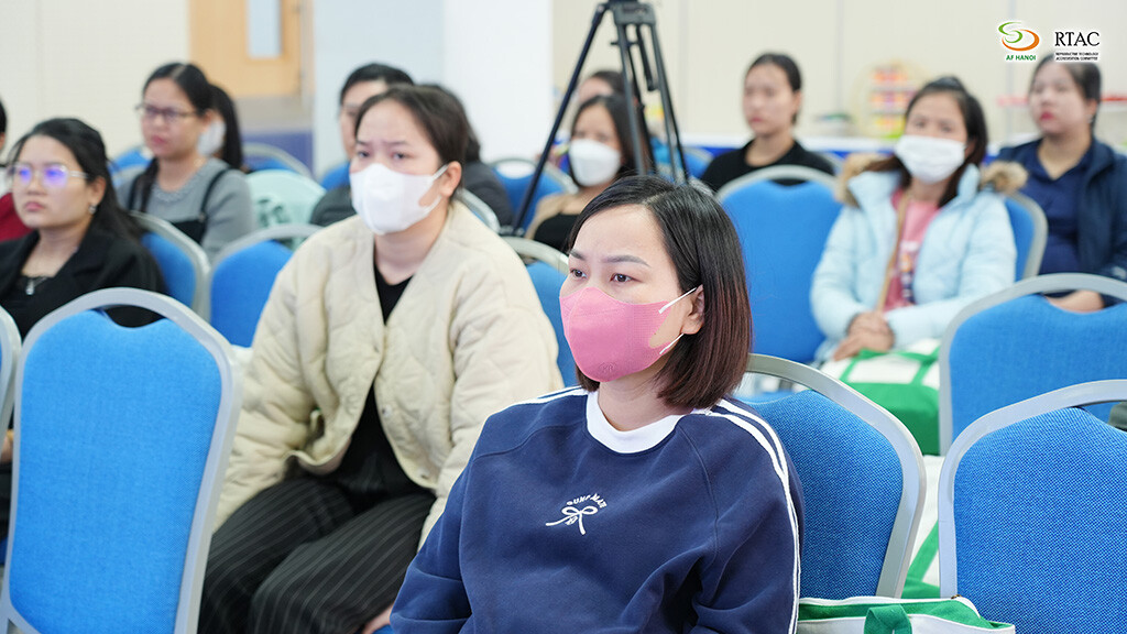 Lớp Học Tiền Sản 22112025 (11)