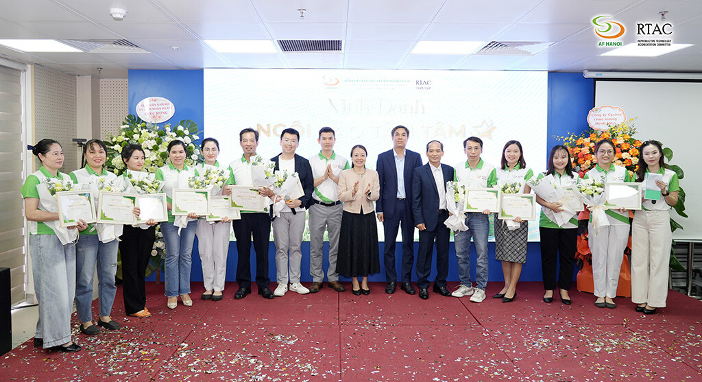 Lễ Kỷ Niệm 16 Năm (7)