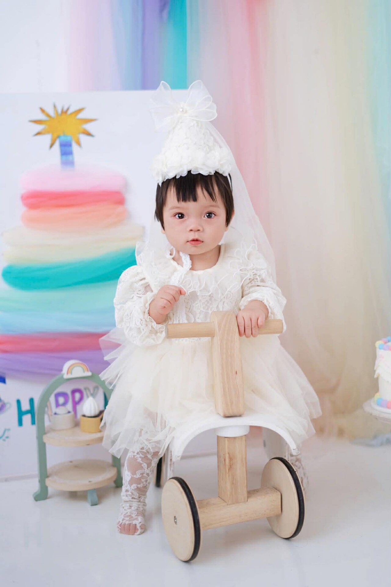 Hoàng Mai Thuỳ Dương (1)