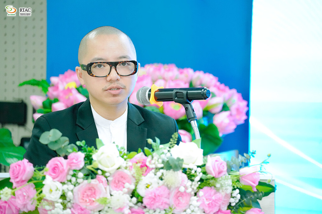 Giới It's T Time (2)